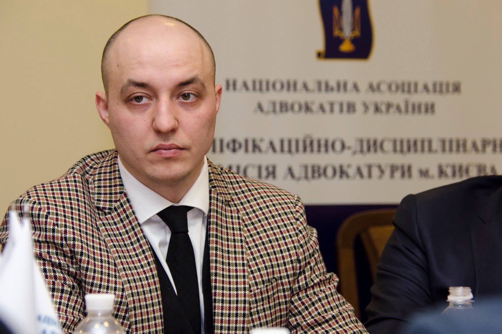 Заступник голови Хмельницької ОВА Віталій Власюк не зміг пояснити, звідки у нього криптовалюта на сім мільйонів гривень