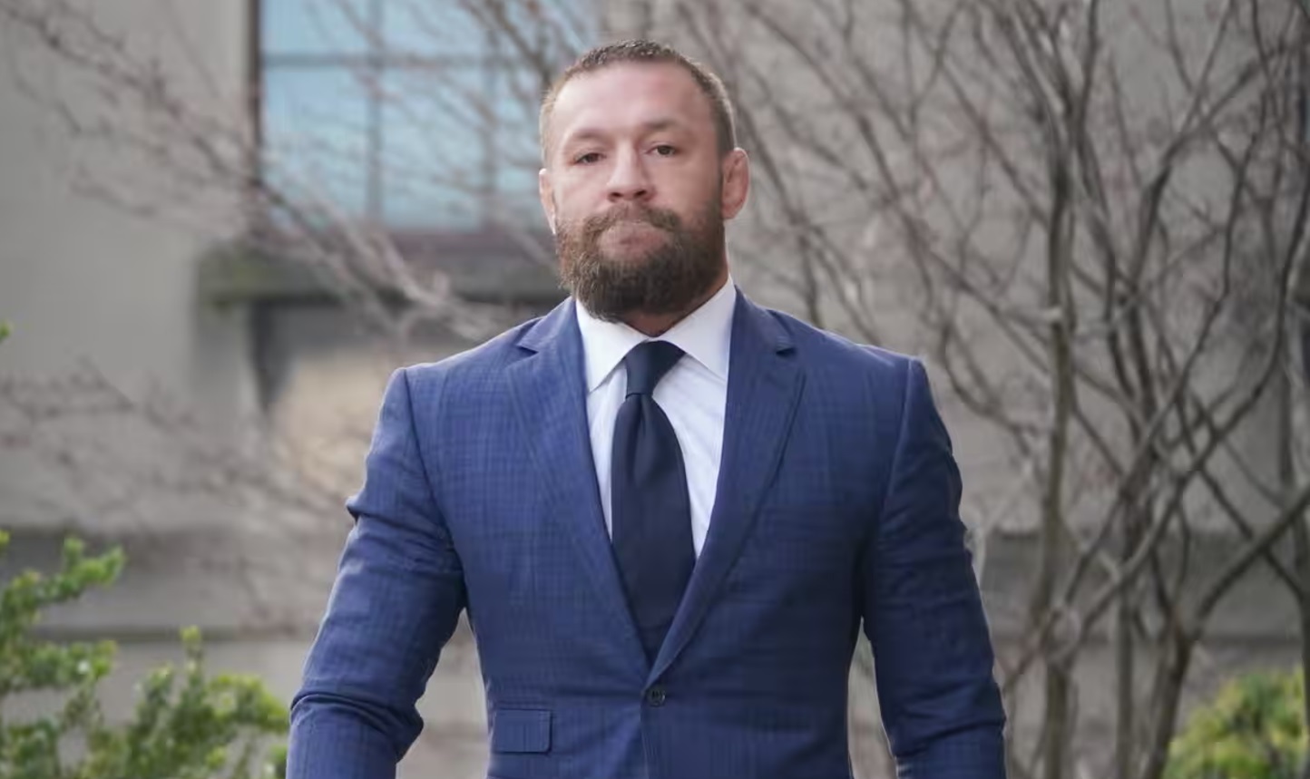 Суд Ірландії визнав зірку UFC Конора МакГрегора винним у зґвалтуванні та побитті жінки