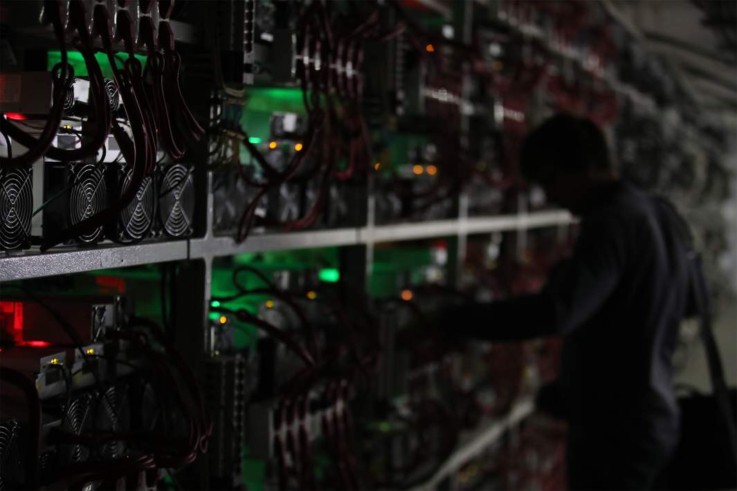 Росія розглядає заборону на майнінг криптовалют через брак електроенергії