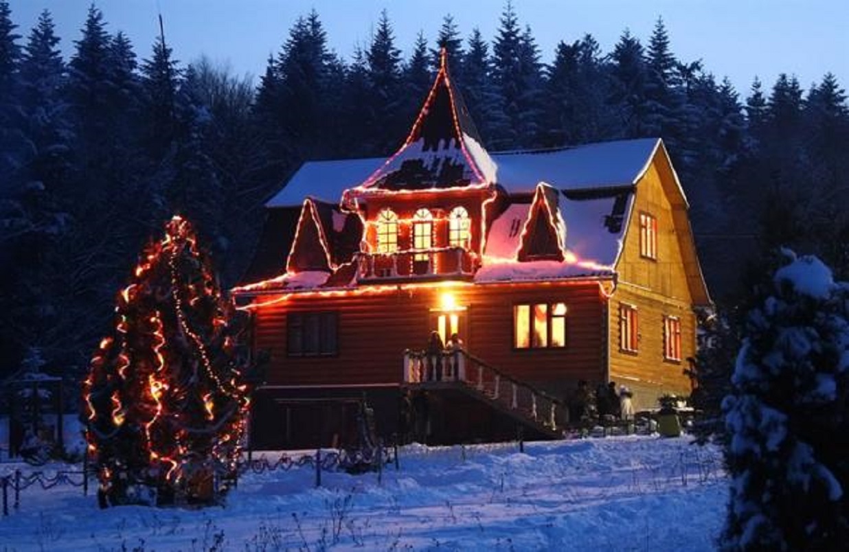 Яке свято 6 грудня та хто відзначає сьогодні іменини