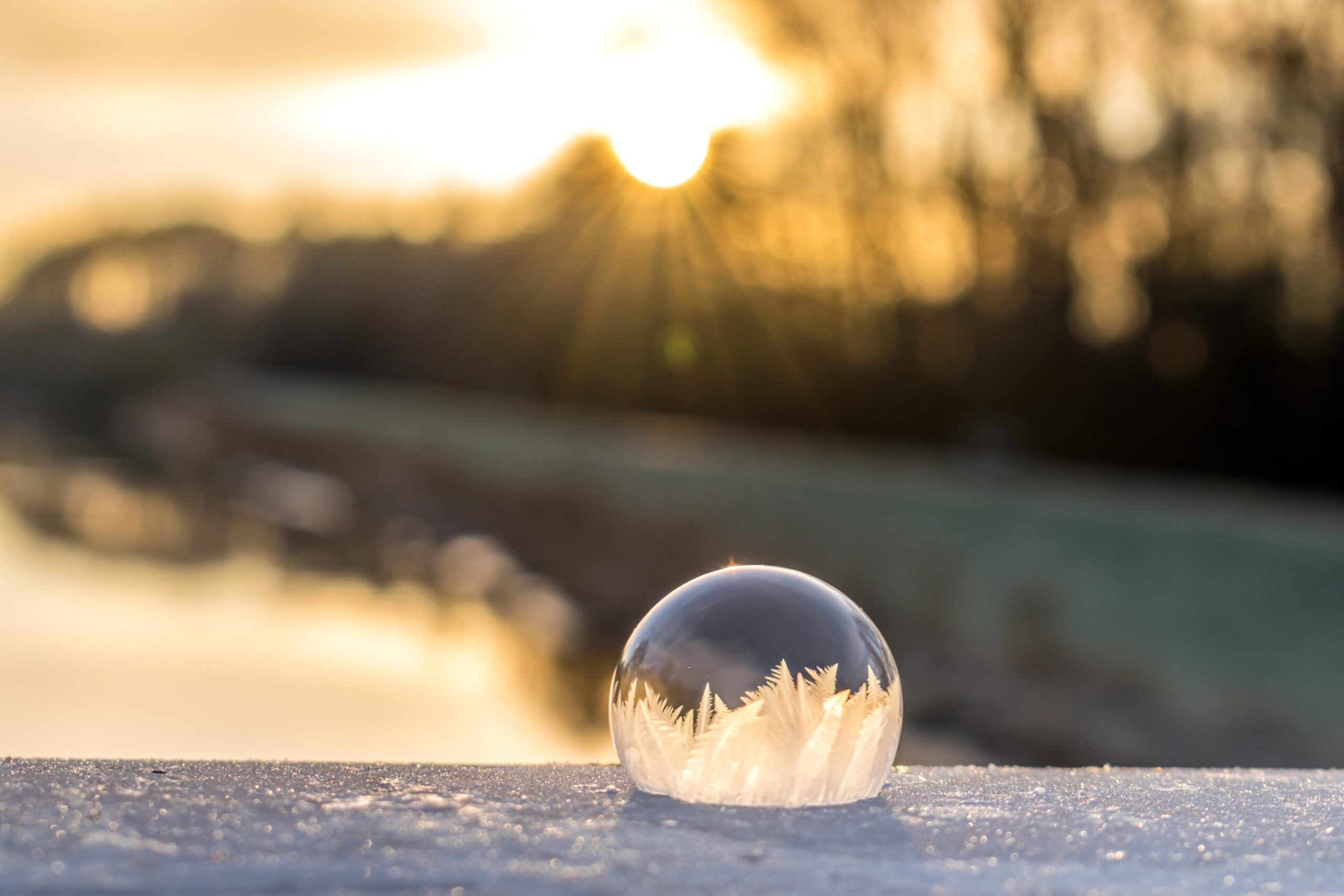 Мороз і сонце: наприкінці тижня синоптики прогнозують зміну погоди