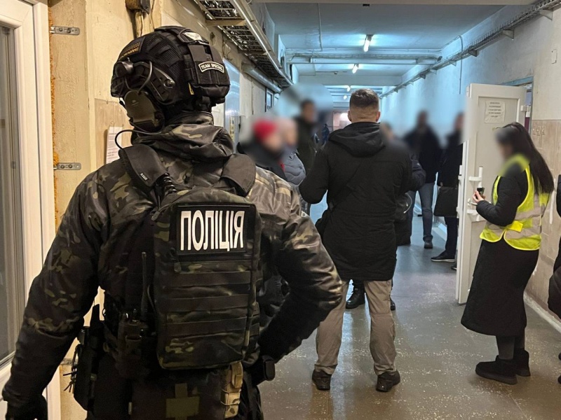 Полиция проводит рейд на "Укрзалізниці": расследуют злоупотребления и дефицит билетов