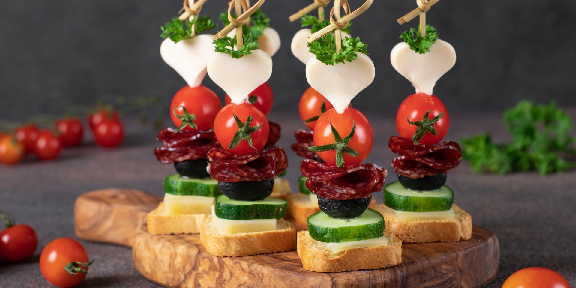 Простые рецепты бутербродов к новогоднему столу