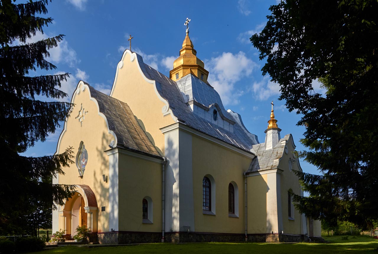 Яке свято 8 грудня та хто відзначає сьогодні іменини