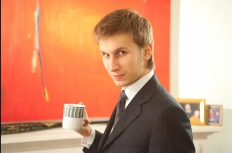 Син зрадника Віталія Журавського незаконно виїхав на Кіпр і допомагає росіянам обходити санкції через криптовалютні проєкти