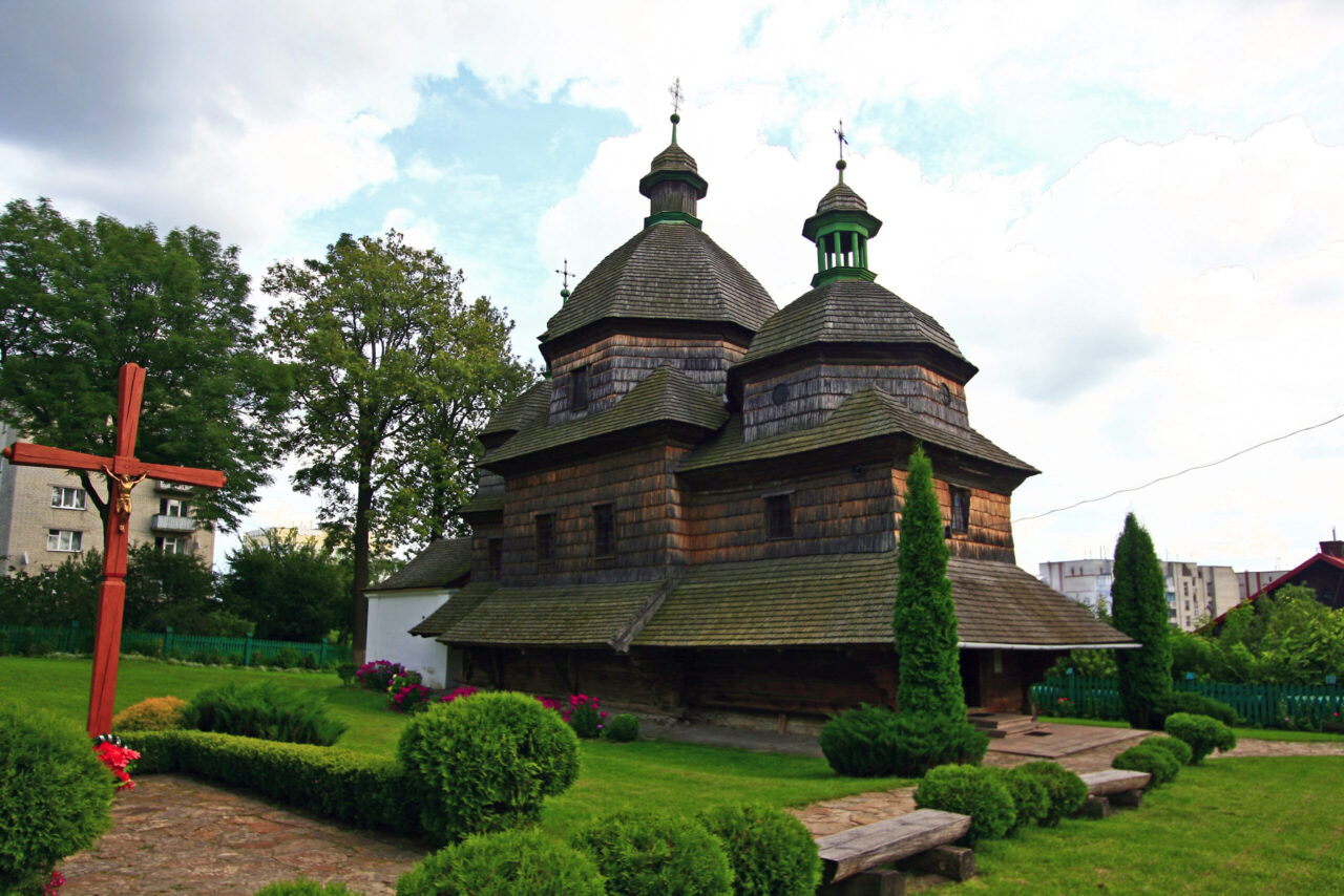 Яке свято 11 грудня та хто відзначає сьогодні іменини