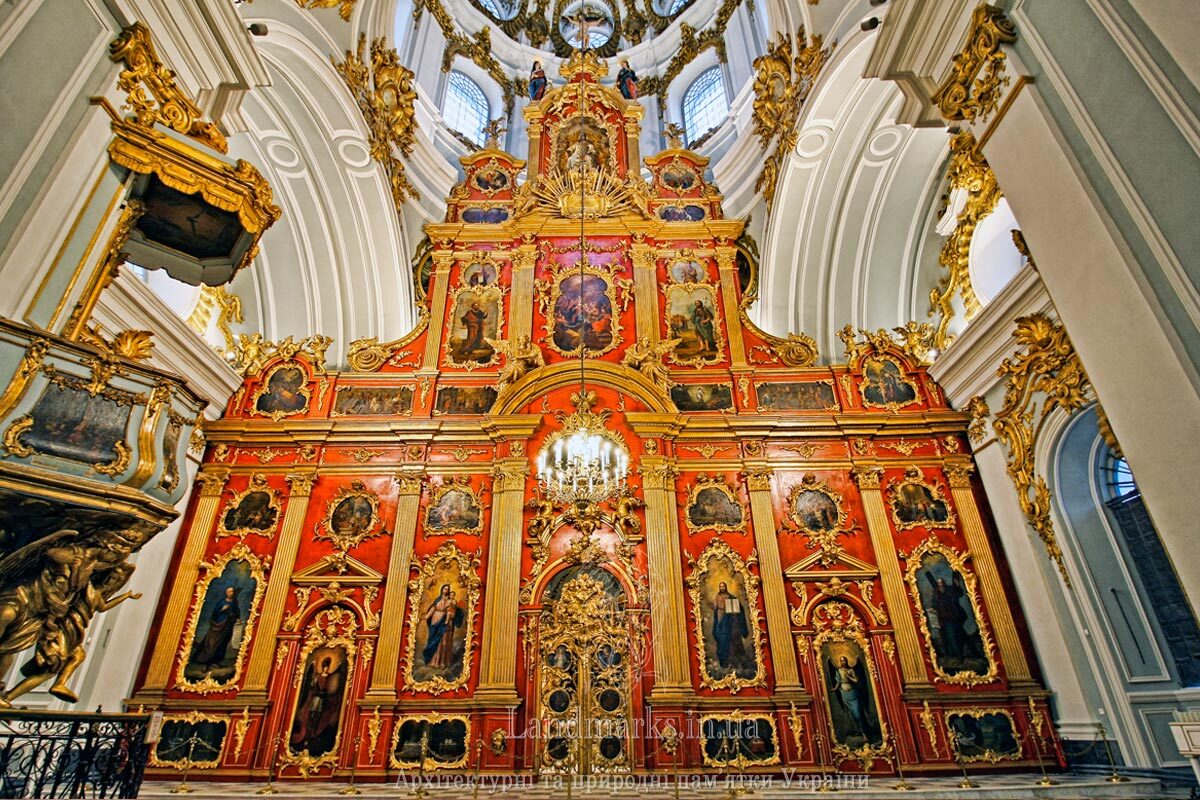 Яке свято 19 січня та хто відзначає сьогодні іменини