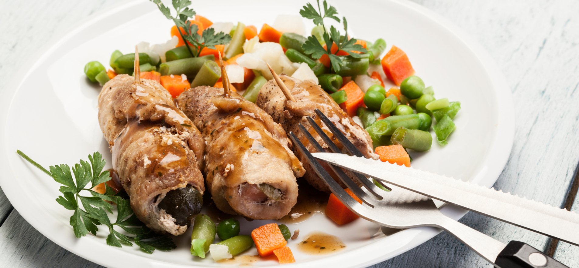 Простые рецепты вкусности: куриные крученики с сыром