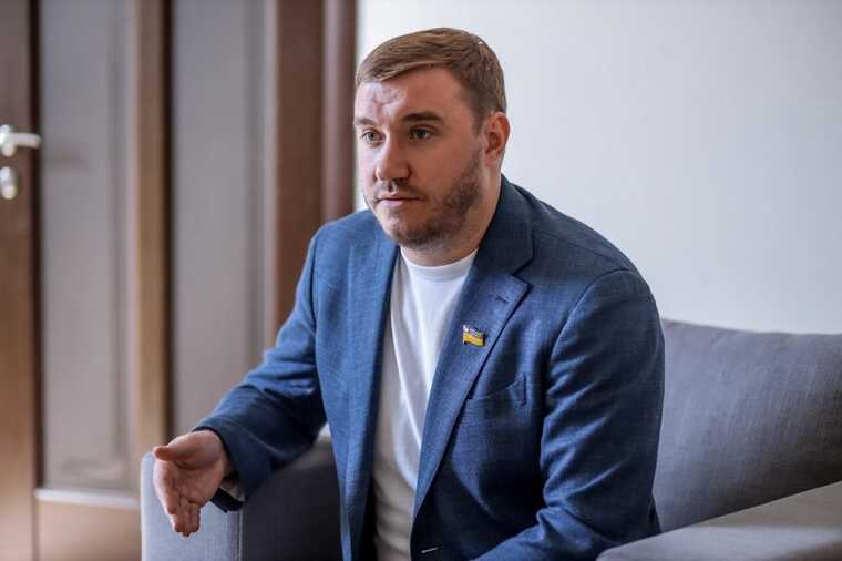 Ігор Кісільов: що відомо про корупційні схеми, елітний автопарк та бізнес дружини нардепа на росії