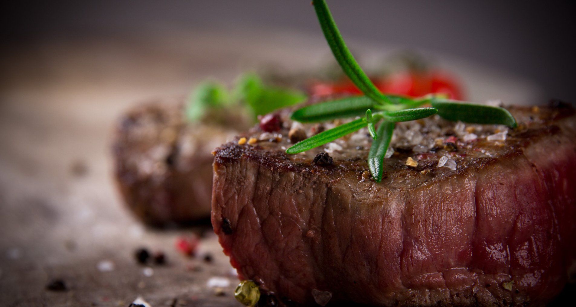 Как приготовить идеальный стейк на дому: советы для настоящих гурманов