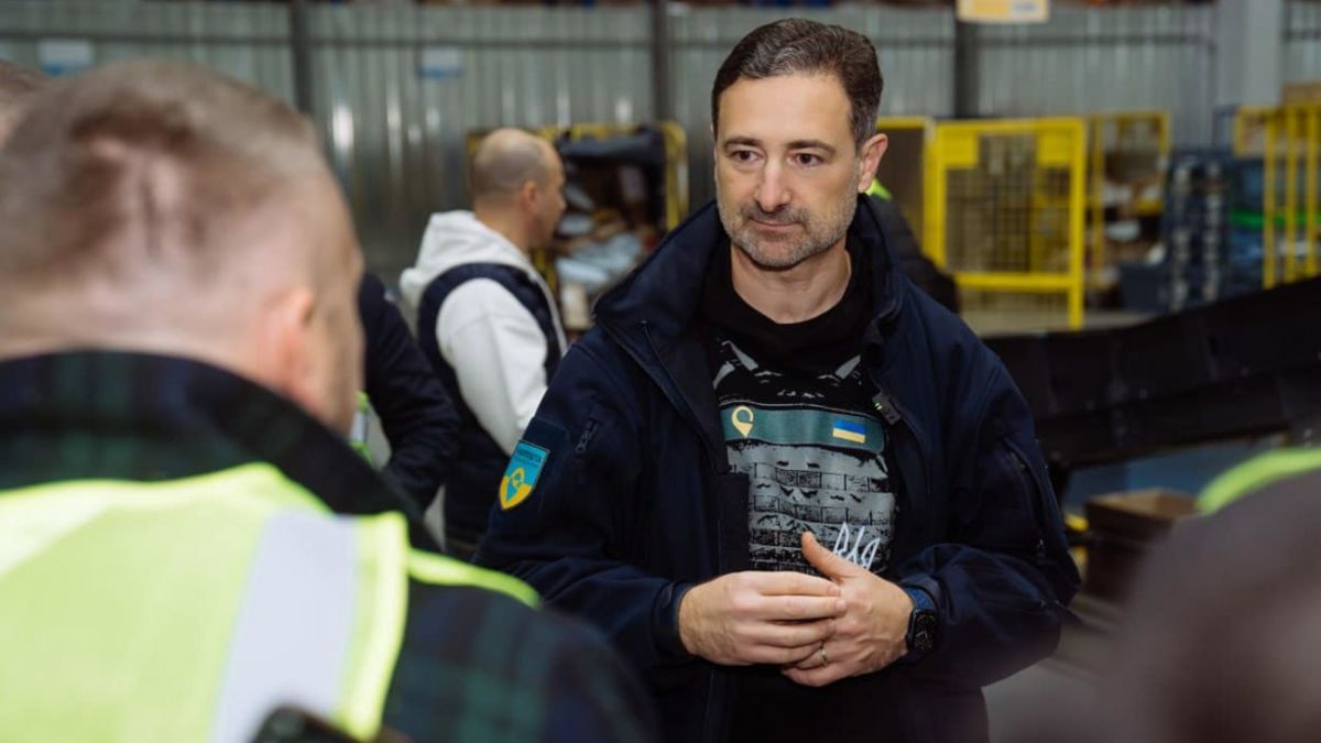 В Раде заинтересовались огромными доходами главы "Укрпочты" Игоря Смилянского