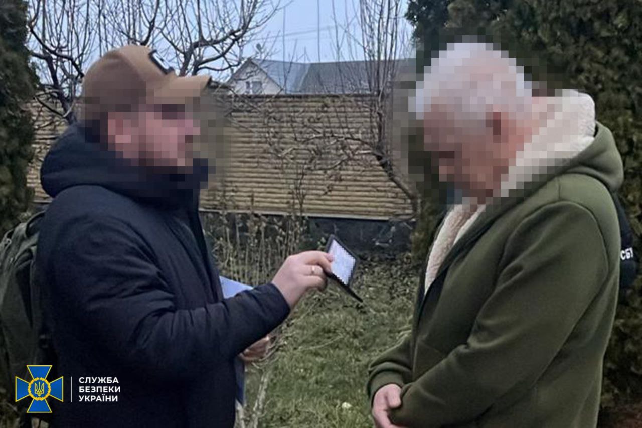 Чиновники украинского холдинга помогали россиянам избегать санкций с помощью "теневого флота" (фото)