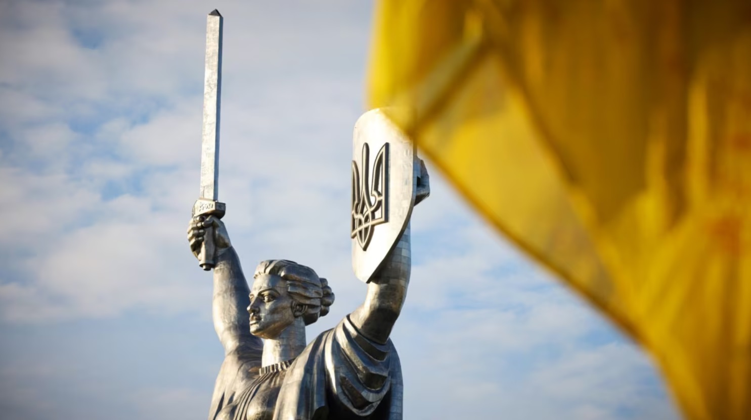 Готовность украинцев терпеть войну уменьшилась на 14% - опрос КМИС