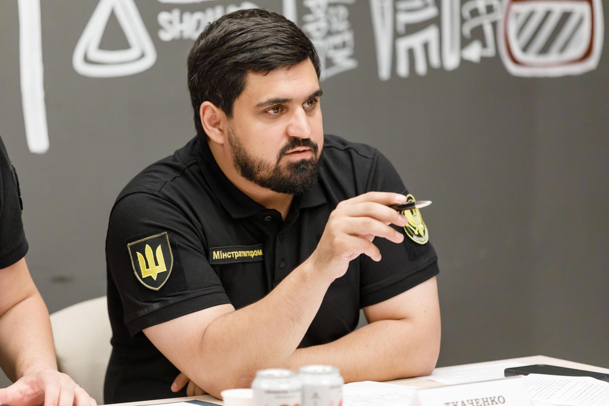 Глава КМВА Тимур Ткаченко и «шашлычная схема»: как его семья получила ресторан в Мариинском парке