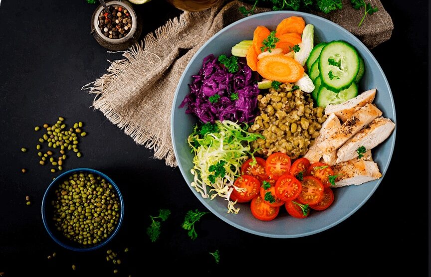 Що їсти на вечерю, щоб залишатися здоровим: поради дієтологів