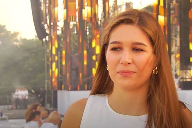 Частная школа Lviv British school с сомнительными основателями и благотворительными взносами может иметь отношение к дочери премьера Шмыгаля