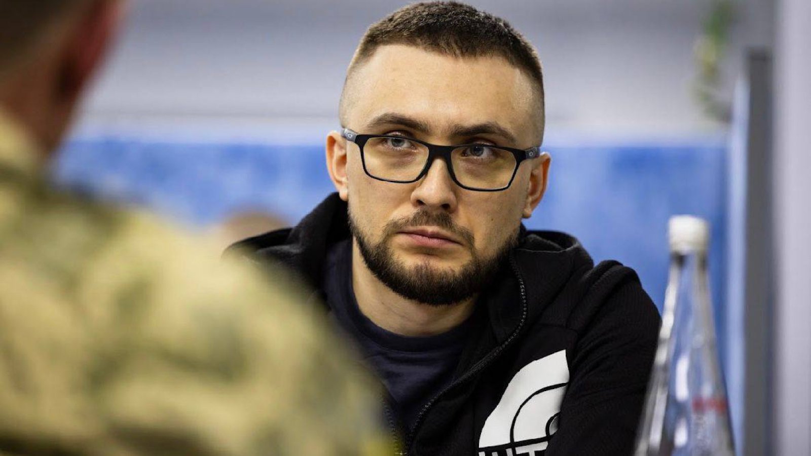 Известный волонтер Сергей Стерненко оформил на подставных лиц квартиру в ЖК "Кристалл-Парк" в Киеве