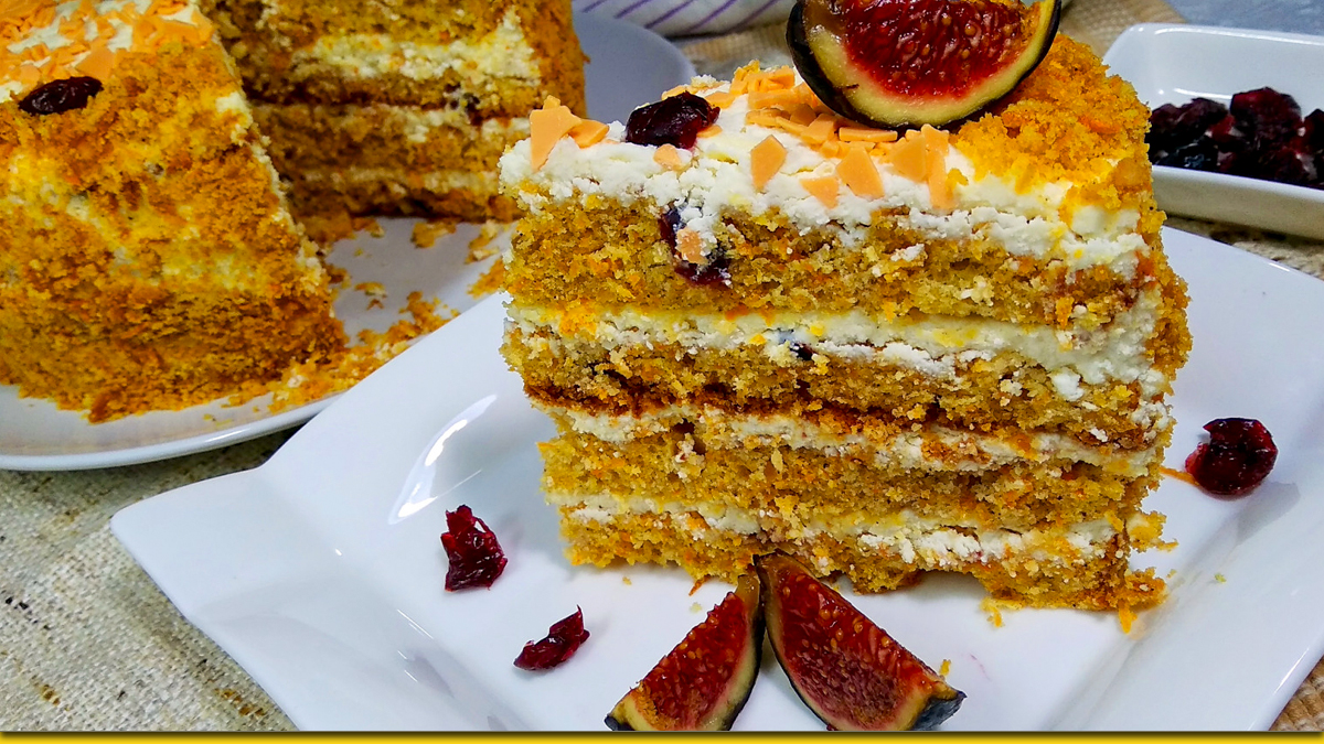 Простые рецепты вкусности: морковный пирог со сгущенкой