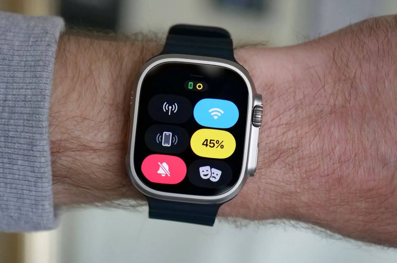 Возможности смарт-часов для людей с нарушением слуха