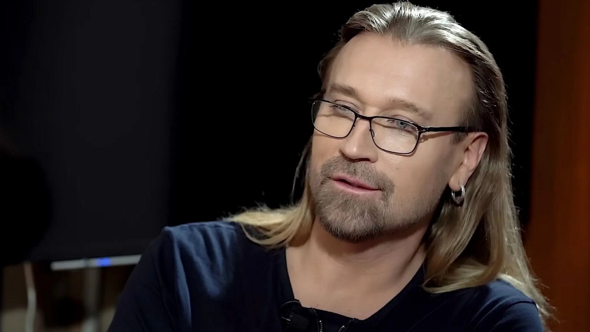 Олег Винник впервые отреагировал после скандального концерта в Праге, но не упомянул о российских песнях