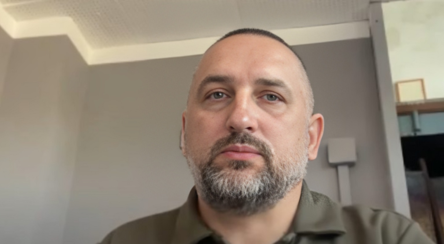 Шкільна сценка про побиття військовослужбовця ТЦК в Києві викликала резонанс: реакція МОН та поліції