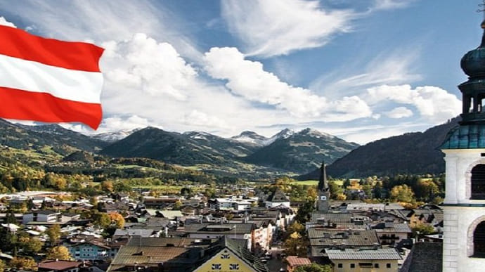 В Австрии отменили обязательное медицинское страхование для украинских беженцев