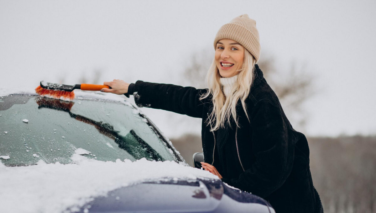 Весна отступает: на Украину сунет похолодание с мокрым снегом и штормовым ветром