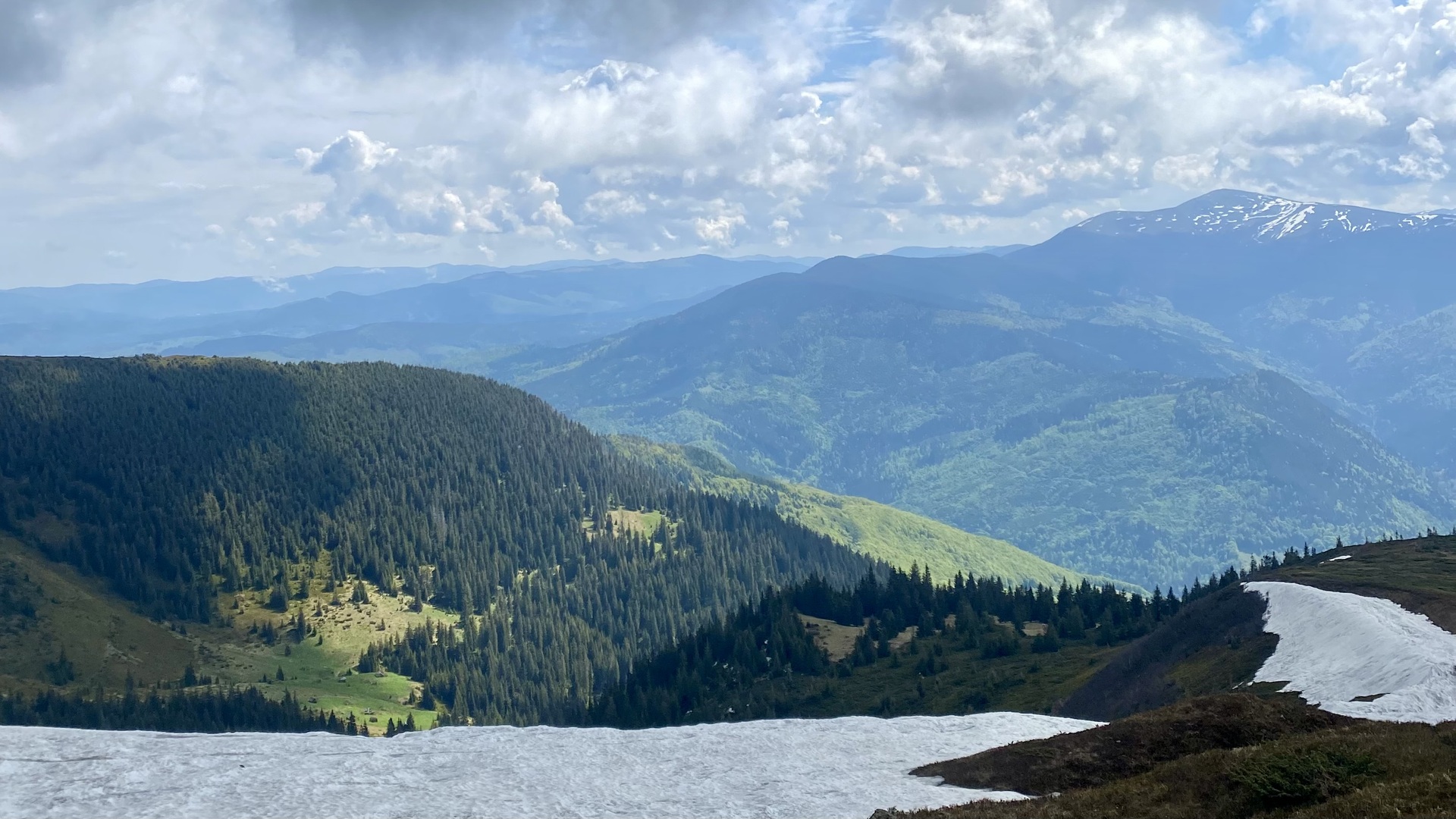 Погода в Україні 7 березня: сонячно, без опадів і до +20°С на півдні
