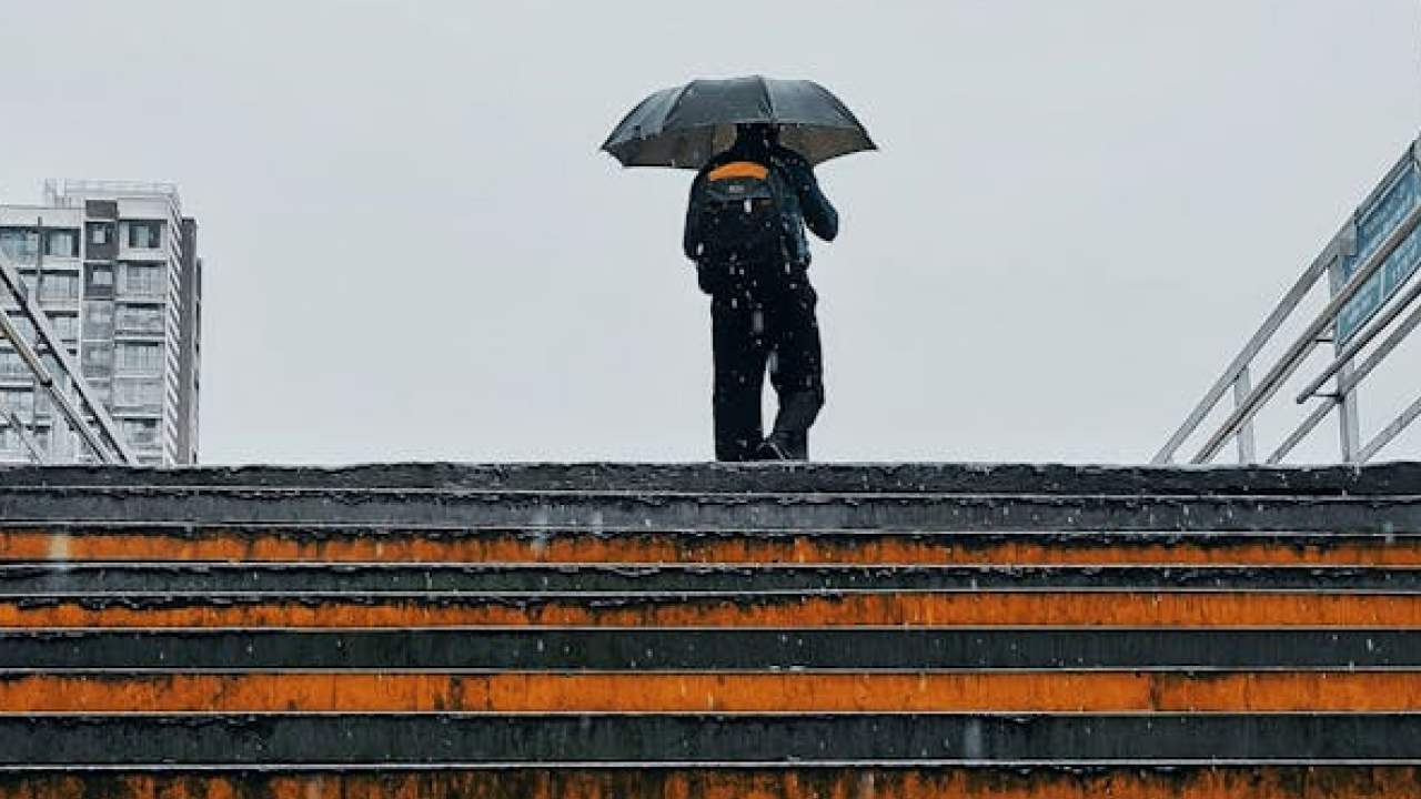 В Украине идет похолодание: синоптики прогнозируют дожди, мокрый снег и минусовые температуры 15 марта