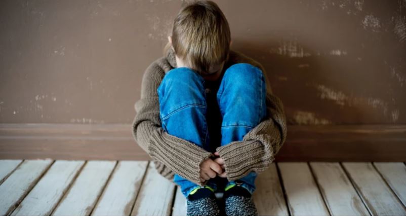 На Полтавщині група дітей катували 10-річного хлопчика і знімали це на відео