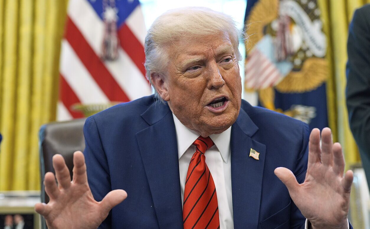 Трамп погрожує вийти з переговорів щодо України, якщо мирну угоду не укладуть за тиждень — The Times