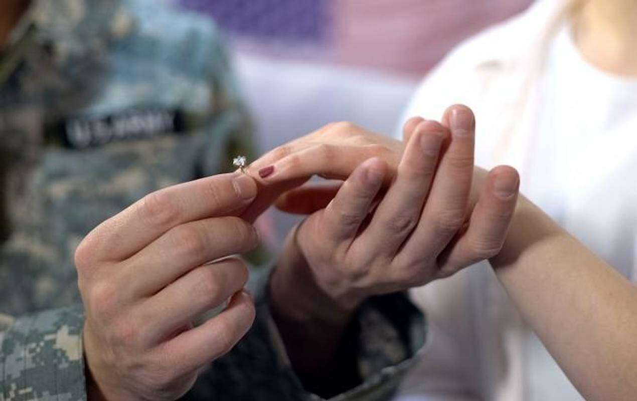 В "Армія+" запустили сервіс для одруження військових через "Дію"