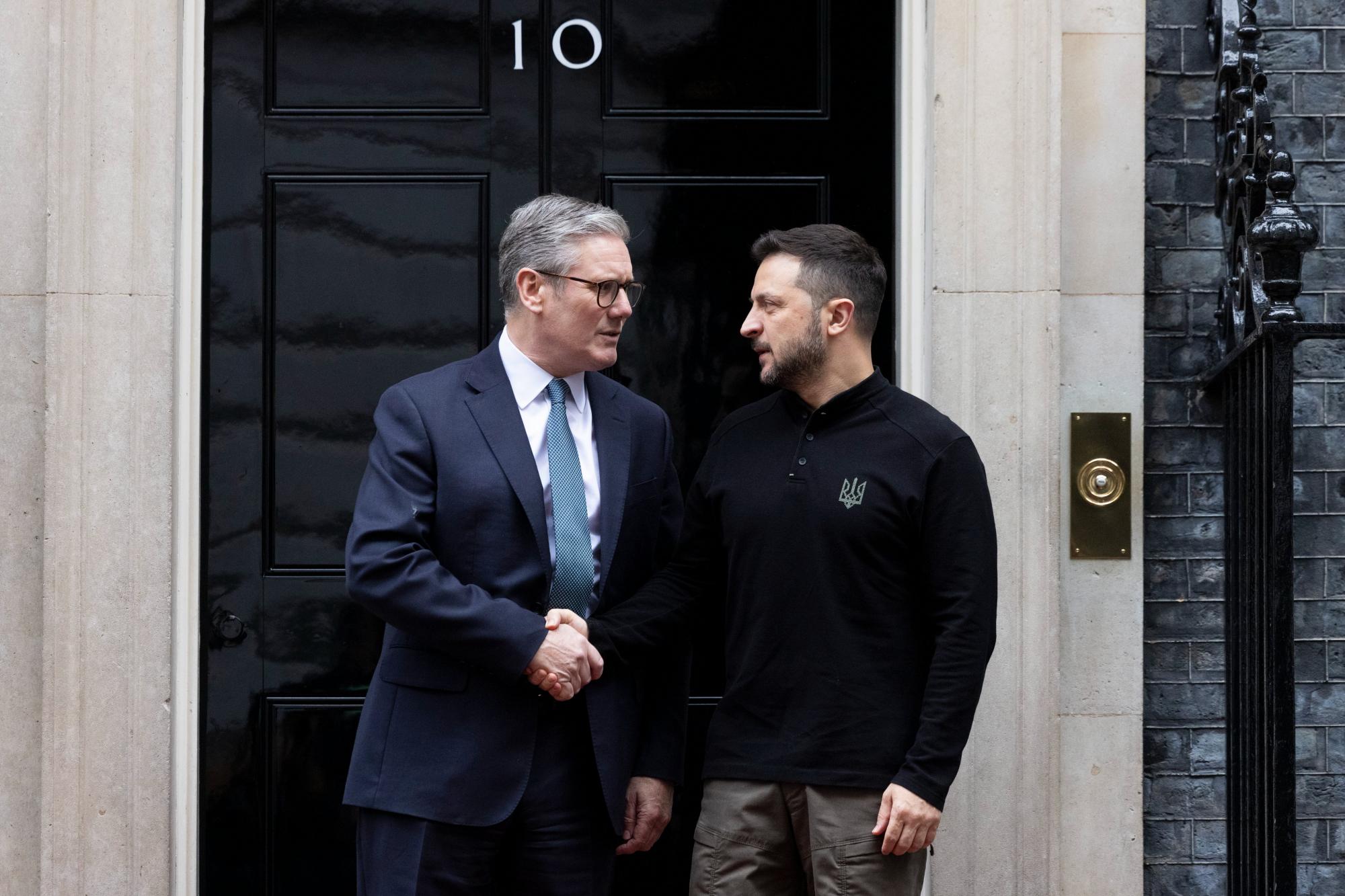 Стармер: Велика Британія сподівається на довгострокове припинення вогню в Україні до літа