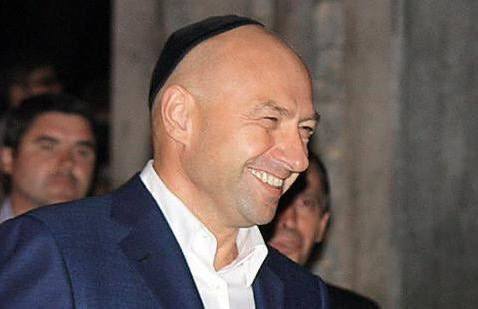 Єврейська громада Дніпра, яку звинувачено у відмиванні коштів "Привату", молилася, щоб розслідувачів справ Боголюбова "бог вразив стрілою"