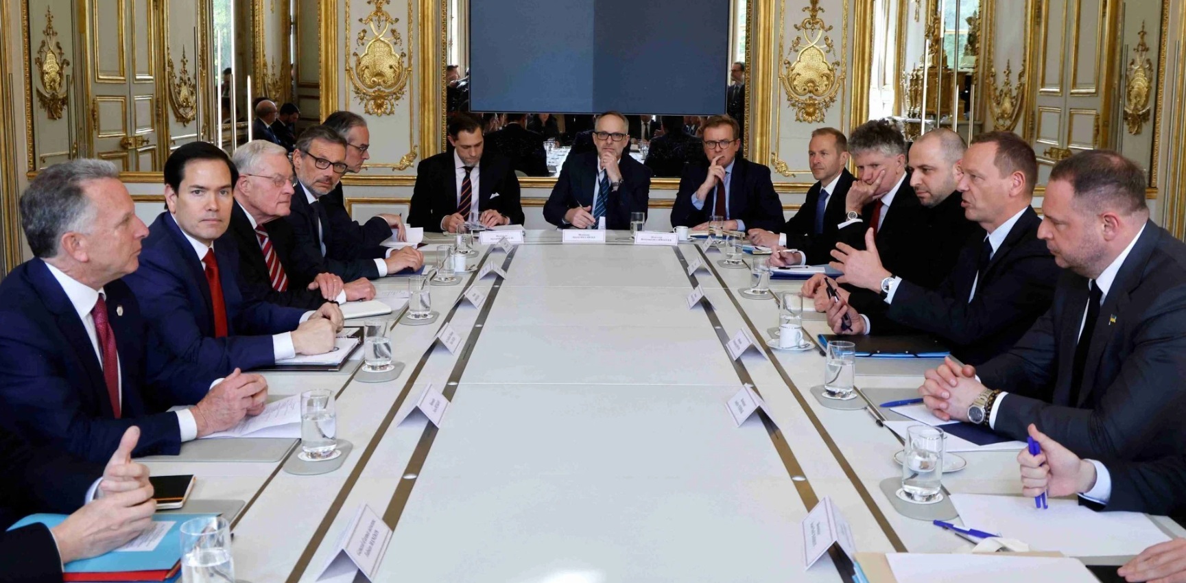 Украина продолжает дипломатическое наступление: в Лондоне договорились о новых консультациях по достижению мира