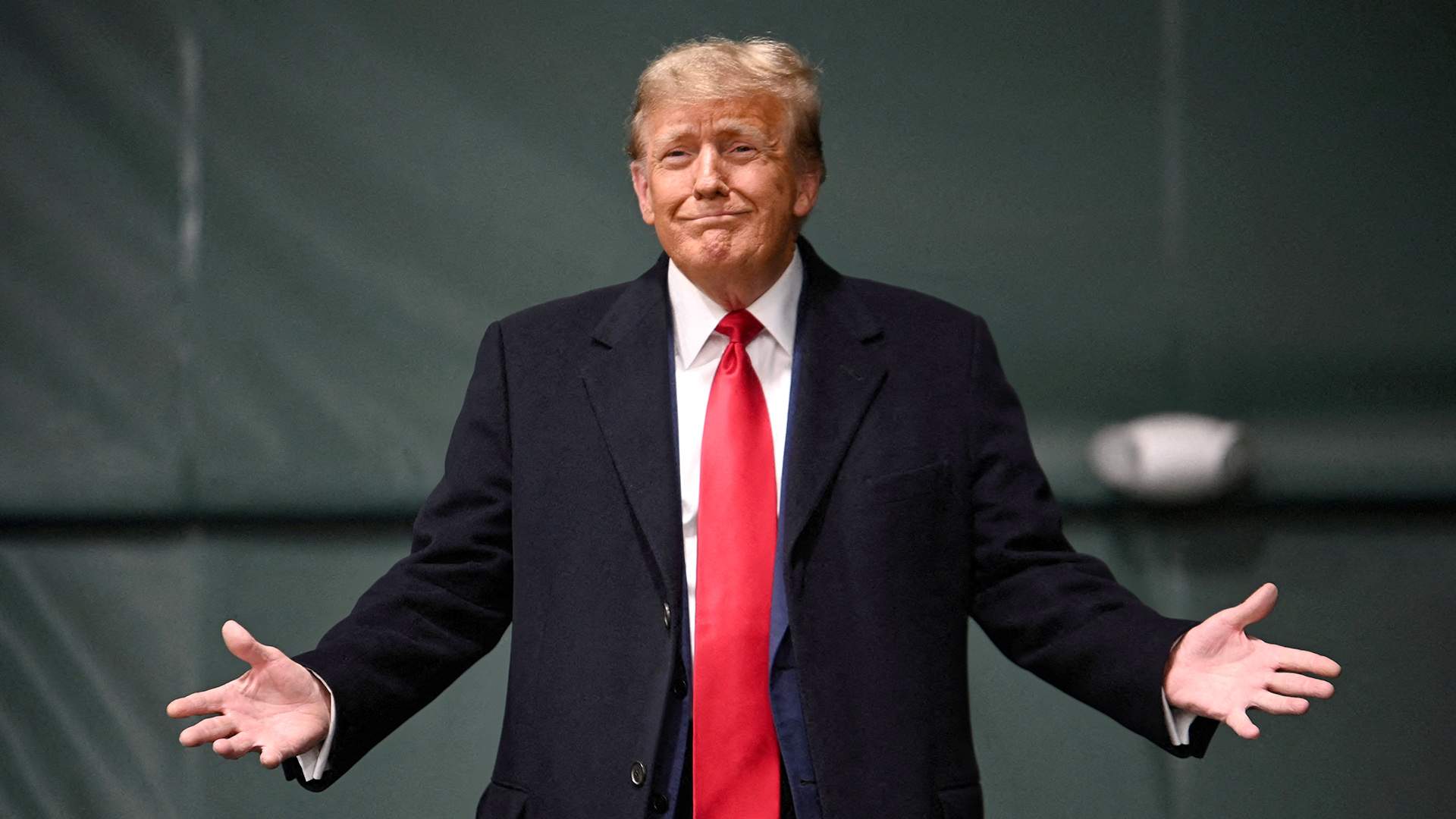 Трамп заявив, що Росія має «віддати всю Україну»: риторика змінюється після розмови із Зеленським