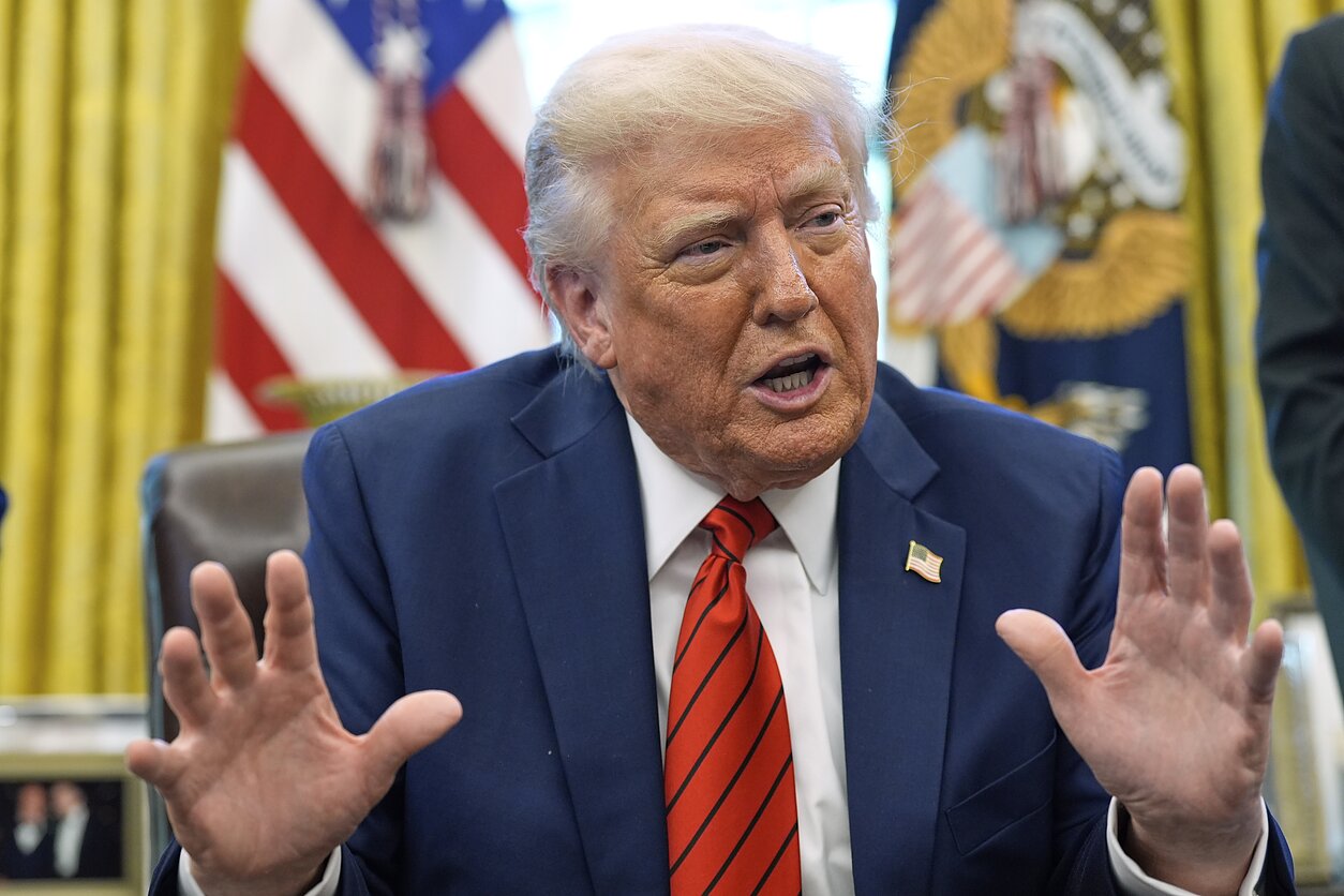 Трамп назвав умову виходу з мирних переговорів щодо України