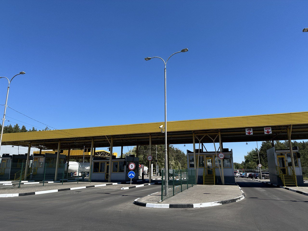 Польские перевозчики сняли блокаду пункта пропуска «Дорогуск»: движение восстановлено