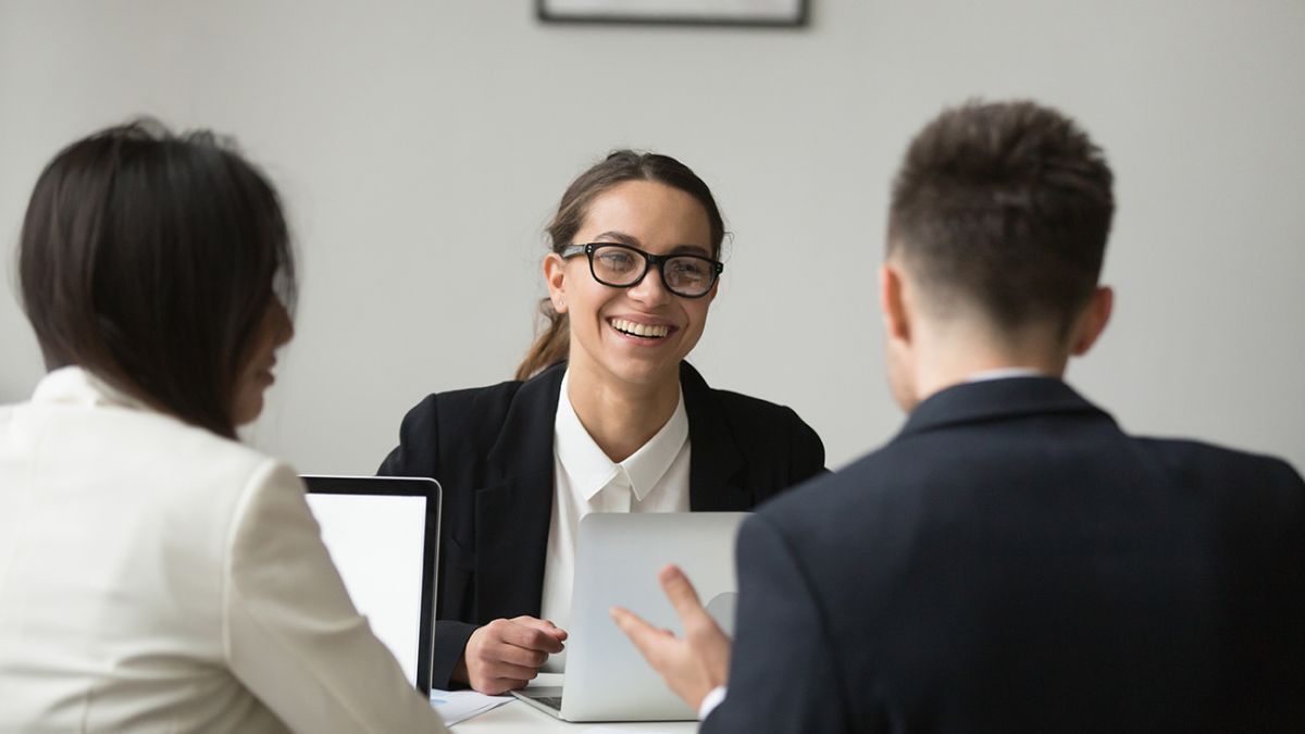 На рынке труда не хватает профессионалов: Госслужба занятости назвала самые дефицитные специальности