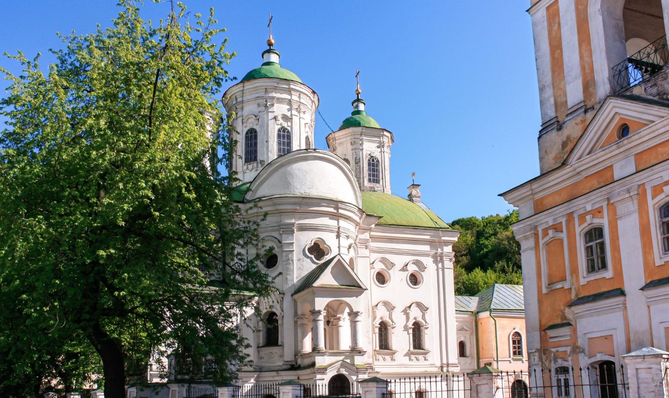 Яке свято 4 травня і хто відзначає сьогодні іменини