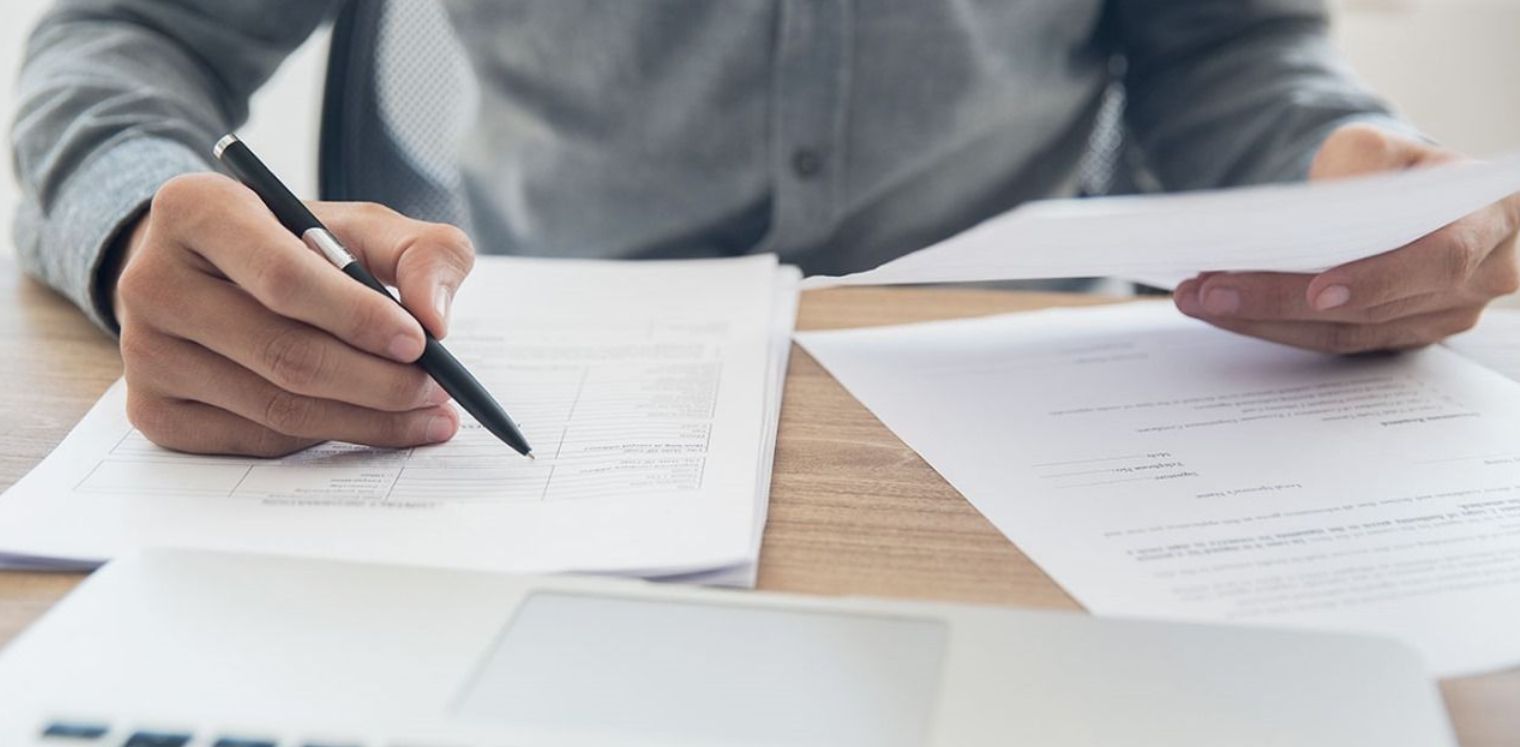 Українці задекларували рекордні 326 млрд грн: кількість мільйонерів зросла