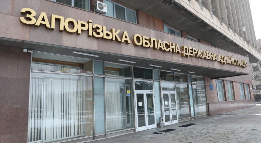 Вихователька та працівник "Нової пошти" отримали оборонні коннтракти на мільони гривень від Запоріжської ОВА