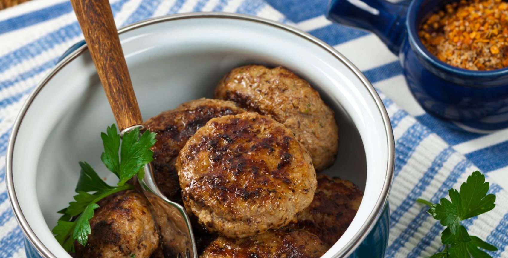 Картопляно-мʼясні котлети: покроковий рецепт смачної домашньої страви