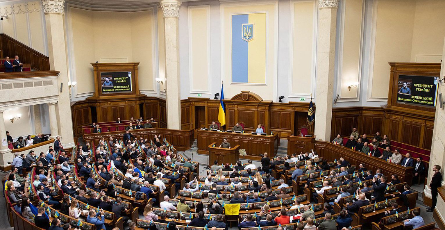 Рада ограничила пенсии осужденным за госпредательство, коллаборационизм и терроризм: что предусматривает новый документ