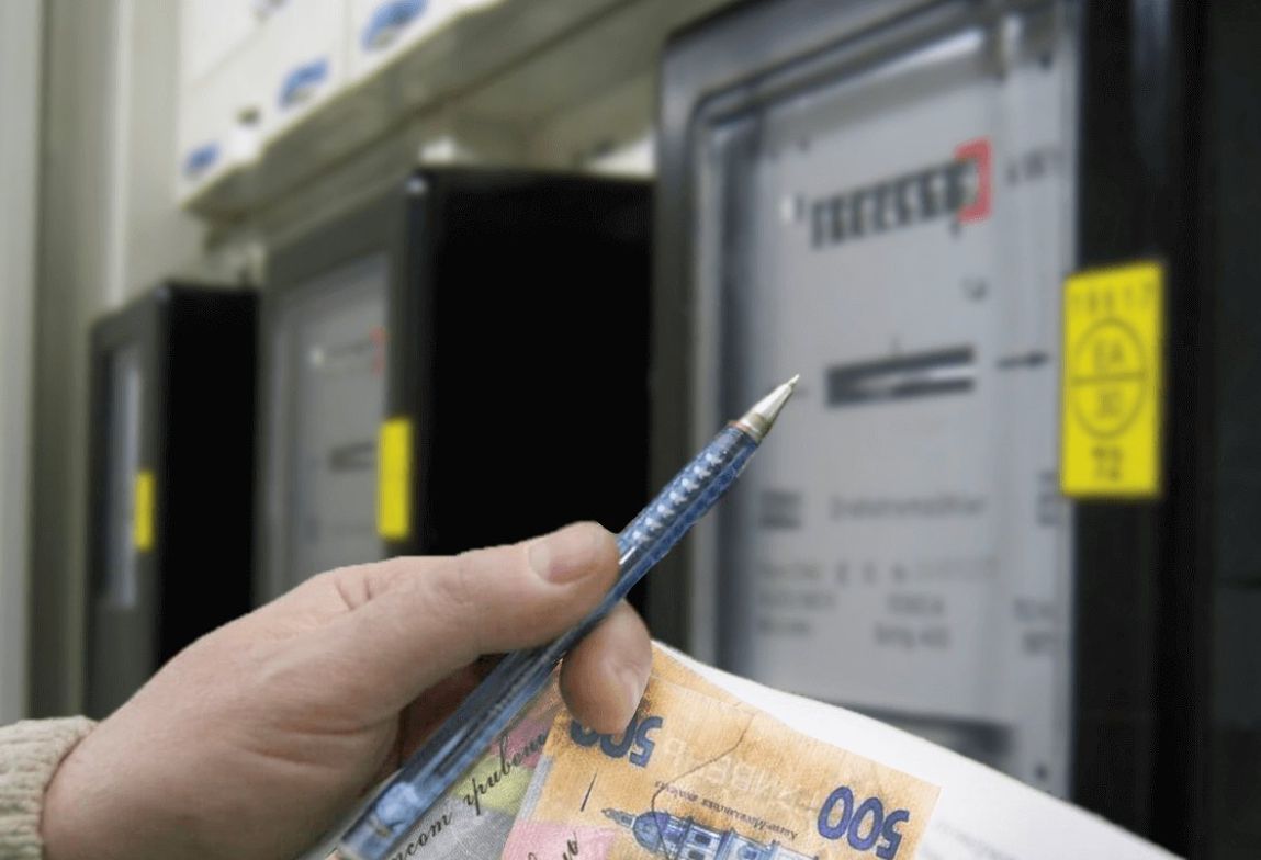 Кабінет Міністрів продовжив чинний тариф на електроенергію до кінця жовтня