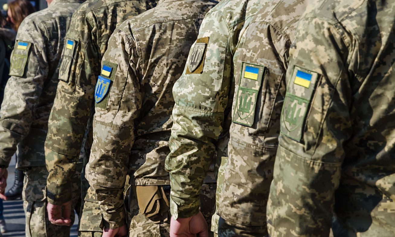 "Альфа Сек’юріті" постачала армії неякісний одяг і фігурує у справі про ухилення від податків