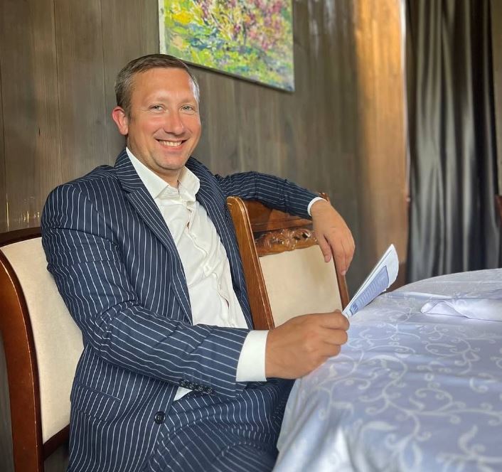 Валерий Токарь скрывает семью