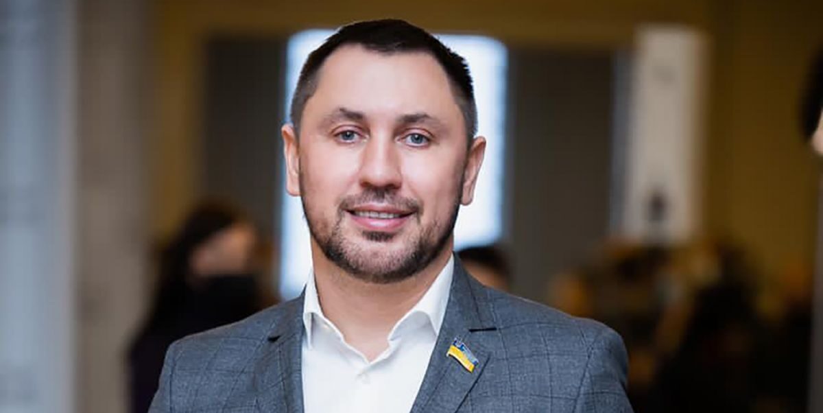 Інтимний скандал і квартира поліцейському: як нардеп Андрій Стріхарський уникнув криміналу