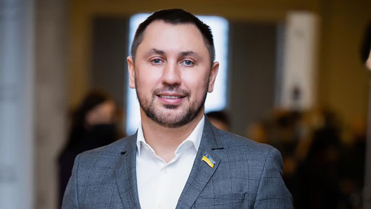 Интимный скандал и квартира полицейскому: как нардеп Андрей Стрихарский избежал криминала