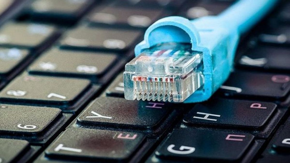 Існує  ризик відключення ЄС від інтернету через рішення США — Politico